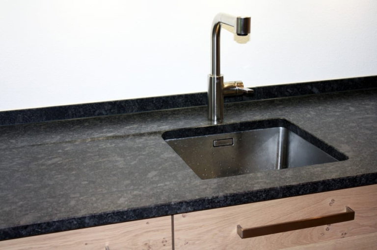 Aanrechtblad steel grey graniet