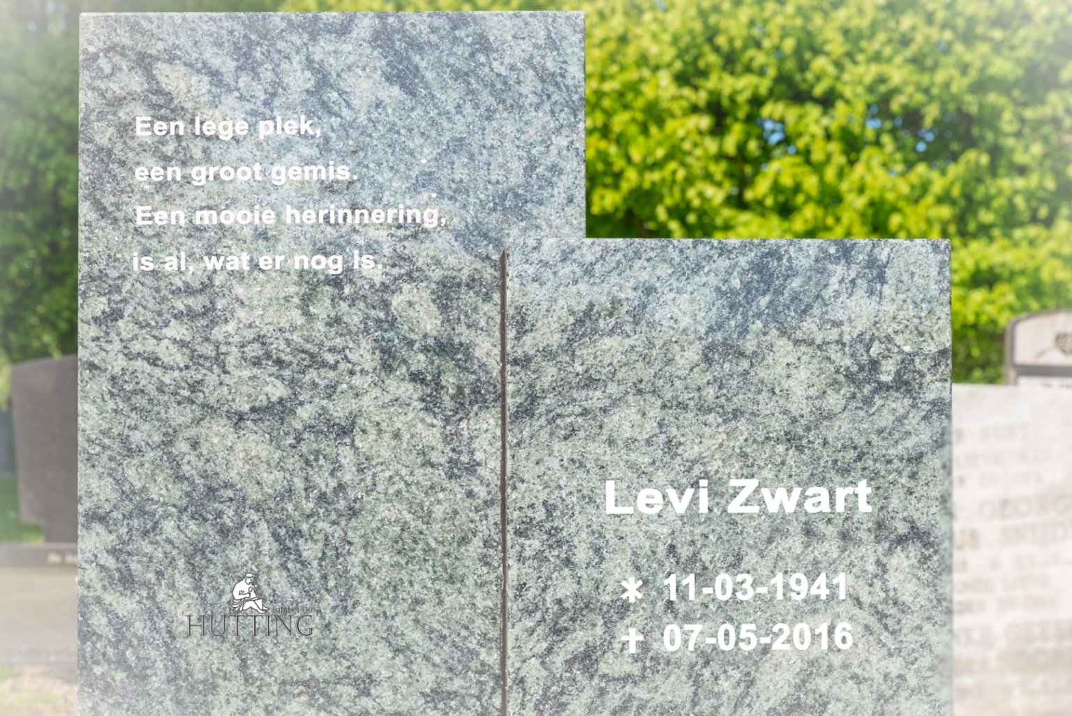 Groene grafsteen 1
