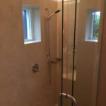 Crema Marfil douche scaled