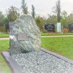 Ruwe grafsteen uit Oostenrijk scaled