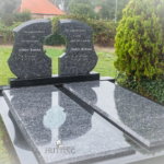 Grafsteen met glasplaat scaled
