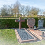 houten kruis graf scaled