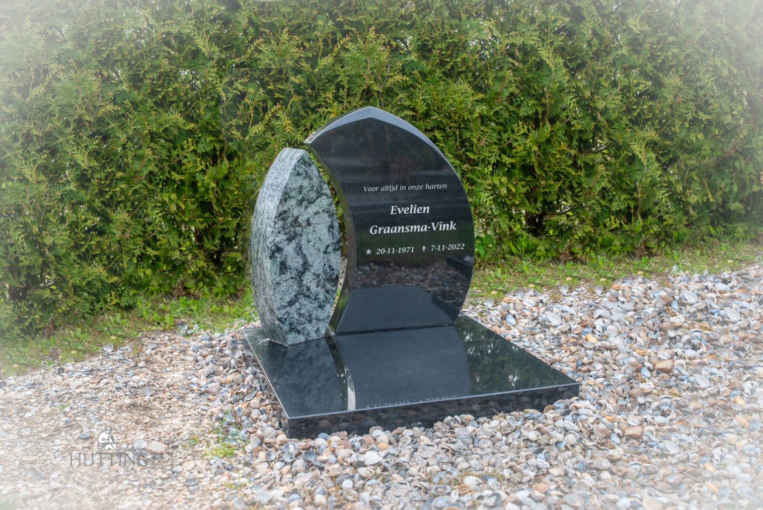 Grafmonument urn 1 scaled