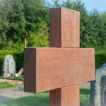 Kruis grafmonument scaled