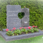 Grafmonument met hart scaled