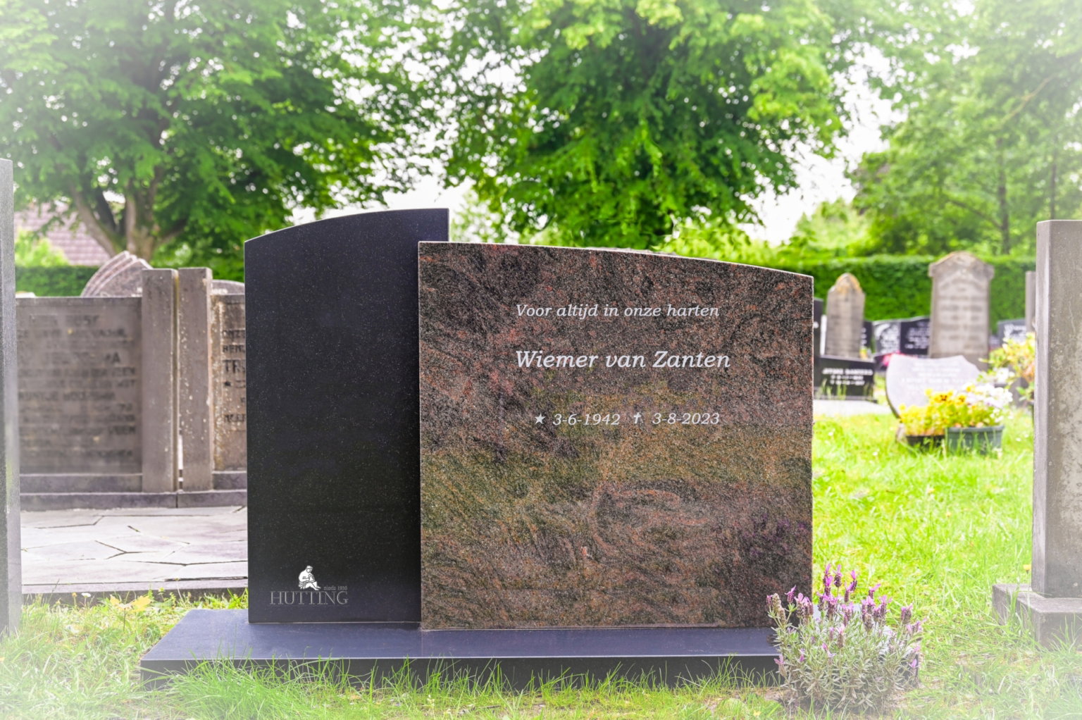 Grafsteen Oosterwolde scaled