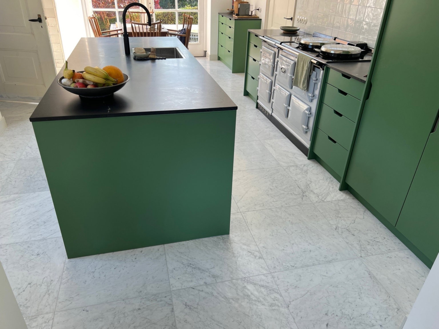 Vloertegels Bianco Carrara marmer scaled