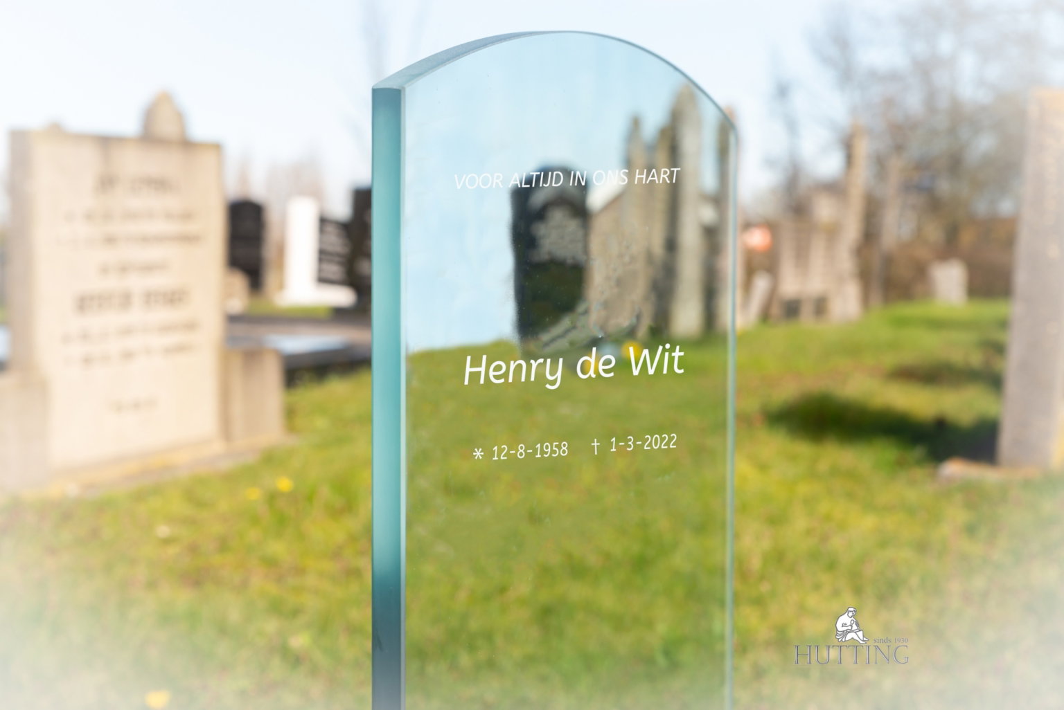 grafmonument glas scaled