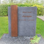 Cortenstaal grafmonument scaled
