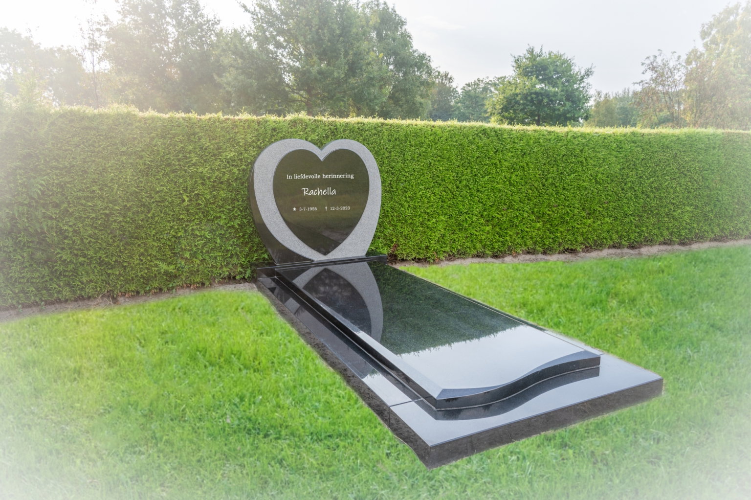 Grafsteen met hart scaled